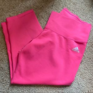 Neon Pink Cropped Work Out Leggings